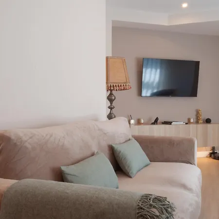 Av Costa One Apartamento Gijón