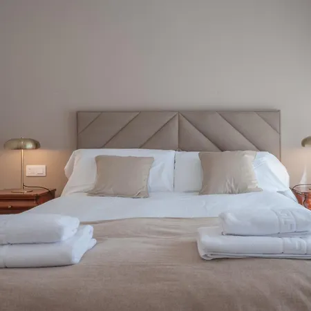 Av Costa One Apartamento Gijón