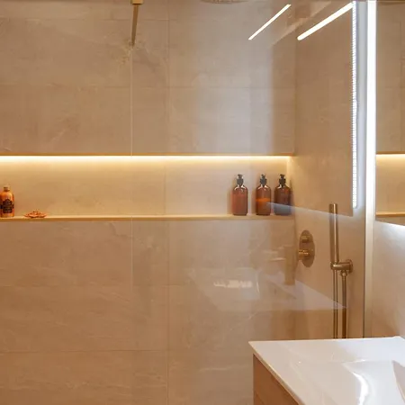 Av Costa One * Gijon